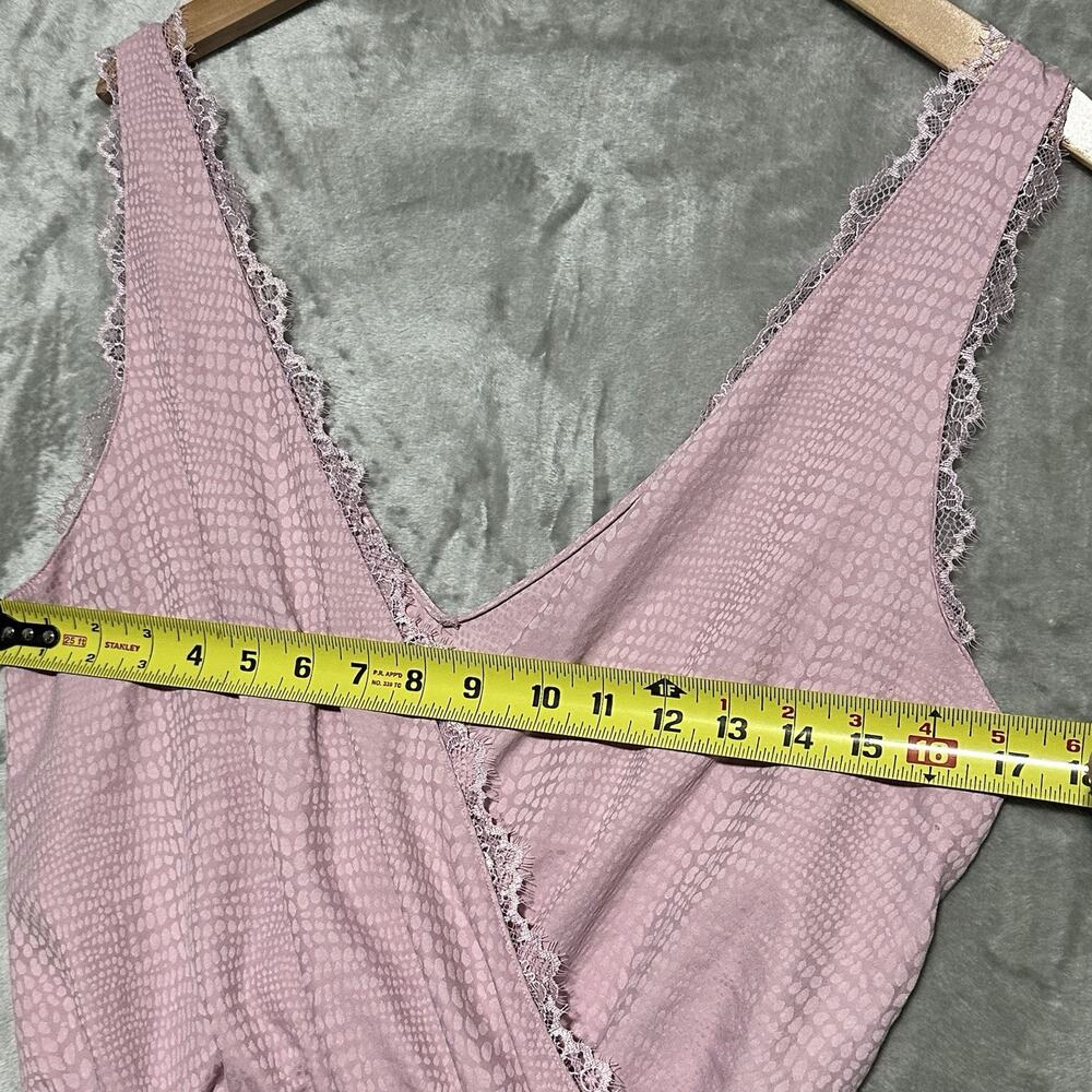 Victorias Secret‎ Sleep Romper Womens Size M Pink Lace Flutter Romantic Feminine - Picture 7 of 9